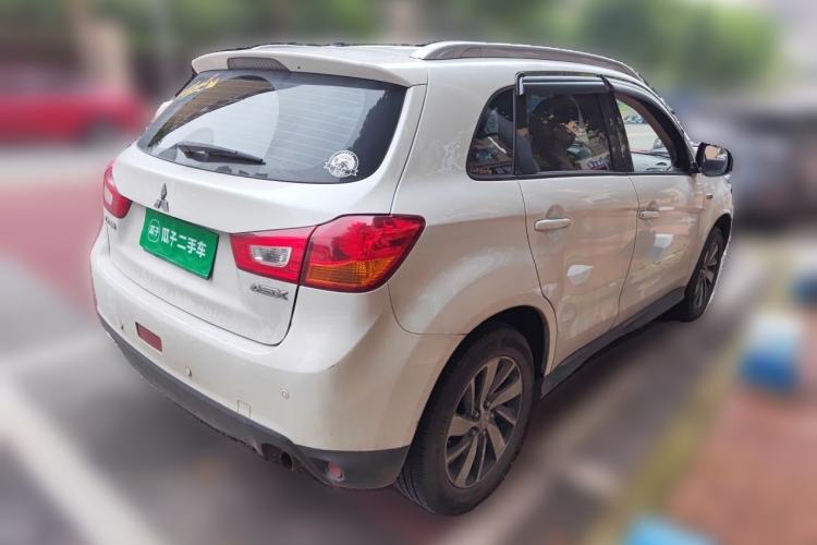 Used Mitsubishi ASX 2018 2.0L CVT Two-Wheel Drive Deluxe Edition Rear Right 45 Deg