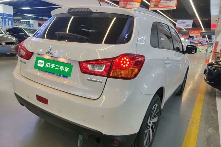 Used Mitsubishi ASX 2018 2.0L CVT Two-Wheel Drive Deluxe Edition Rear Right 45 Deg