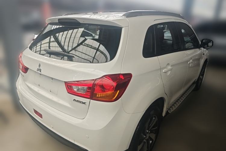 Used Mitsubishi ASX 2018 2.0L CVT Two-Wheel Drive Deluxe Edition Rear Right 45 Deg