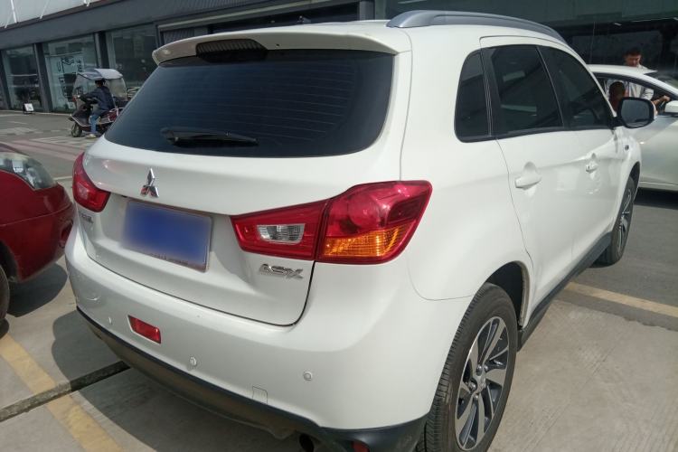 Used Mitsubishi ASX 2018 2.0L CVT Two-Wheel Drive Deluxe Edition Rear Right 45 Deg