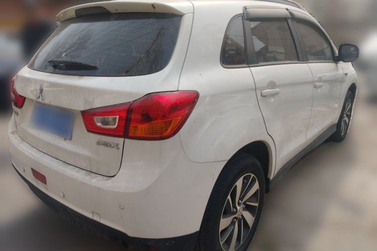 Used Mitsubishi ASX 2018 2.0L CVT Two-Wheel Drive Deluxe Edition Rear Right 45 Deg