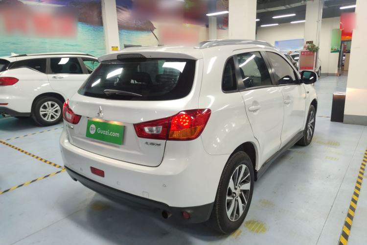 Used Mitsubishi ASX 2018 2.0L CVT Two-Wheel Drive Deluxe Edition Rear Right 45 Deg
