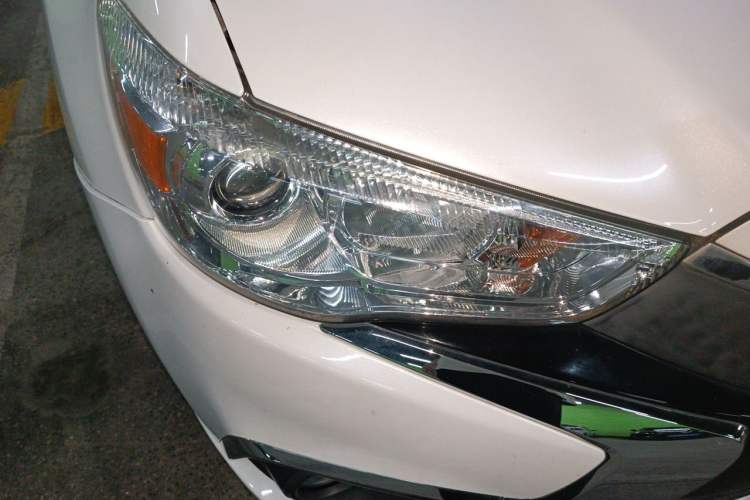 Used Mitsubishi ASX 2018 1.6L Manual Two-Wheel Drive Fashion Edition Right Front Headlight