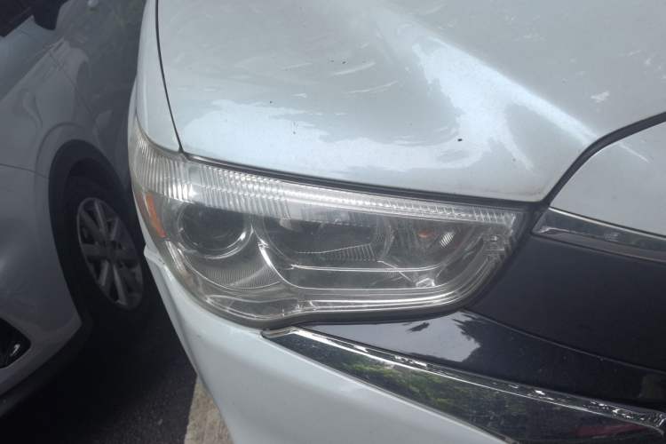 Used Mitsubishi ASX 2018 2.0L CVT Two-Wheel Drive Deluxe Edition Right Front Headlight