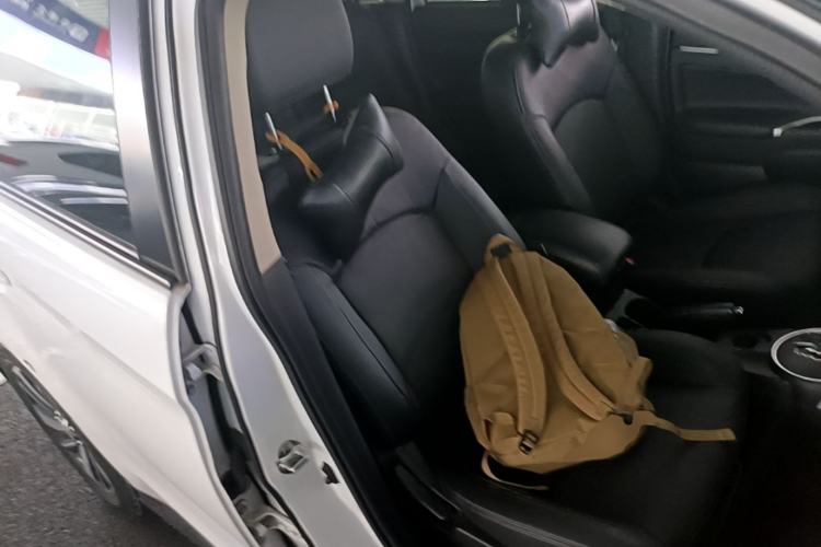 Used Mitsubishi ASX 2018 2.0L CVT Two-Wheel Drive Deluxe Edition Right Front Seat