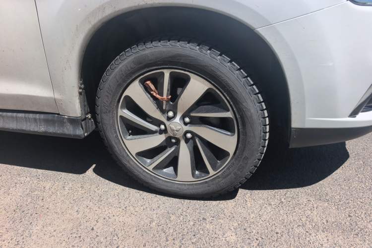 Used Mitsubishi ASX 2018 2.0L CVT Two-Wheel Drive Elite Edition Right Front Wheel Hub