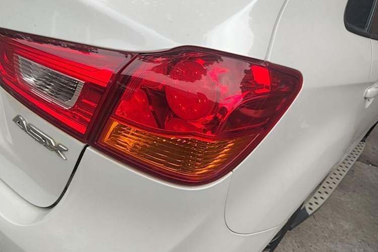 Used Mitsubishi ASX 2018 2.0L CVT Two-Wheel Drive Deluxe Edition Right Rear Taillight