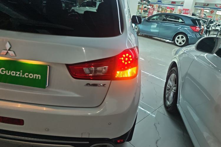 Used Mitsubishi ASX 2018 2.0L CVT Two-Wheel Drive Deluxe Edition Right Rear Taillight