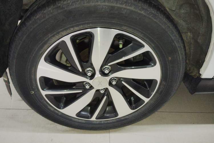 Used Mitsubishi ASX 2018 2.0L CVT Two-Wheel Drive Deluxe Edition Right Rear Wheel Hub