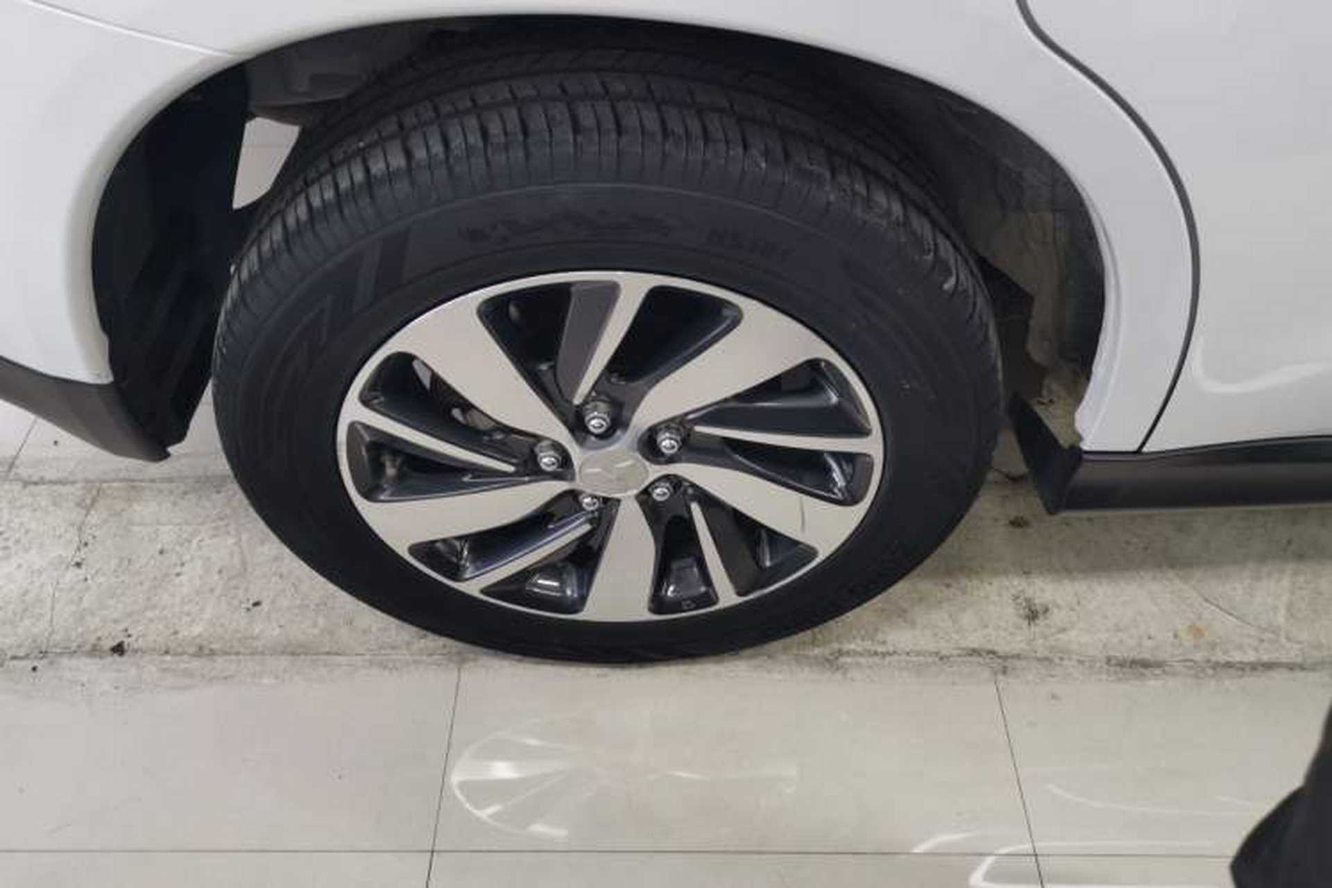 Used Mitsubishi ASX 2018 2.0L CVT Two-Wheel Drive Elite Edition Right Rear Wheel Hub