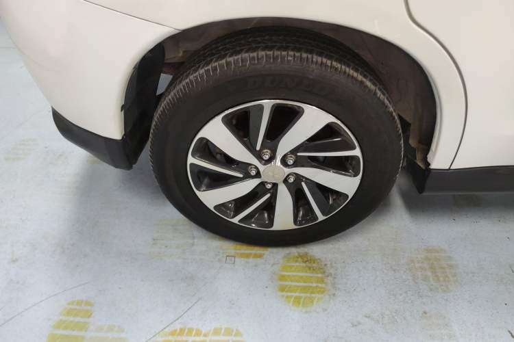 Used Mitsubishi ASX 2018 2.0L CVT Two-Wheel Drive Deluxe Edition Right Rear Wheel Hub