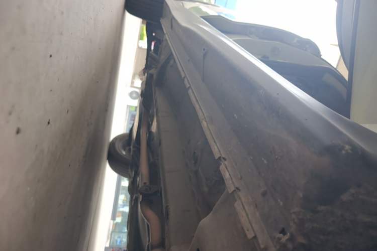 Used Mitsubishi ASX 2018 2.0L CVT Two-Wheel Drive Deluxe Edition Right Side Sill