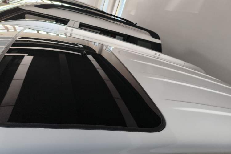 Used Mitsubishi ASX 2018 2.0L CVT Two-Wheel Drive Deluxe Edition Roof