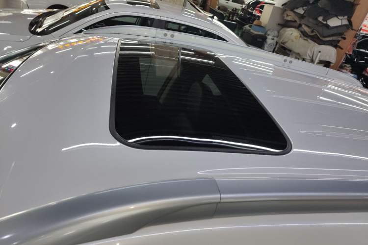 Used Mitsubishi ASX 2018 2.0L CVT Two-Wheel Drive Deluxe Edition Roof