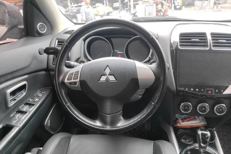 Used Mitsubishi ASX 2018 2.0L CVT Two-Wheel Drive Deluxe Edition Steering Wheel
