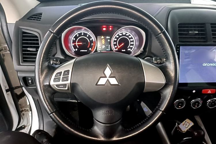 Used Mitsubishi ASX 2018 2.0L CVT Two-Wheel Drive Deluxe Edition Steering Wheel