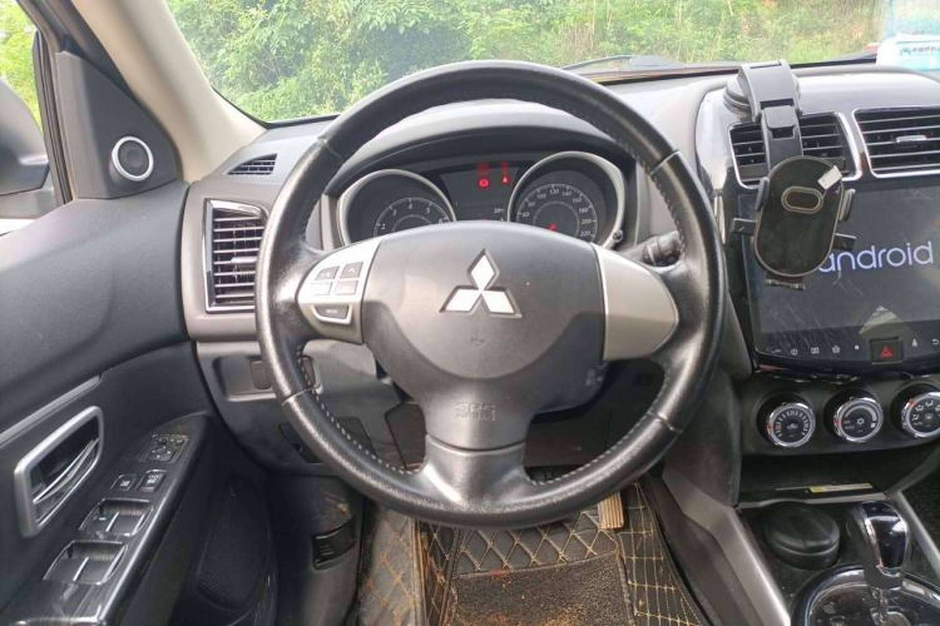 Used Mitsubishi ASX 2018 2.0L CVT Two-Wheel Drive Deluxe Edition Steering Wheel