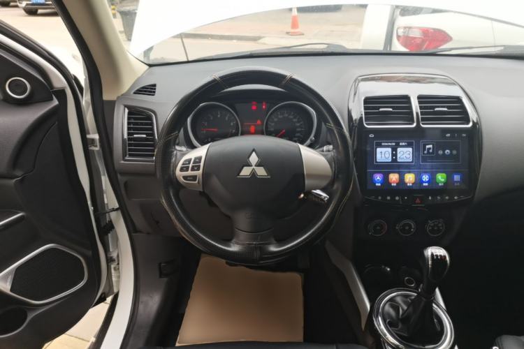 Used Mitsubishi ASX 2018 1.6L Manual Two-Wheel Drive Fashion Edition Steering Wheel