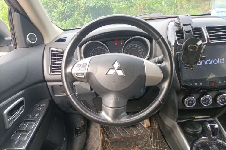 Used Mitsubishi ASX 2018 2.0L CVT Two-Wheel Drive Deluxe Edition Steering Wheel