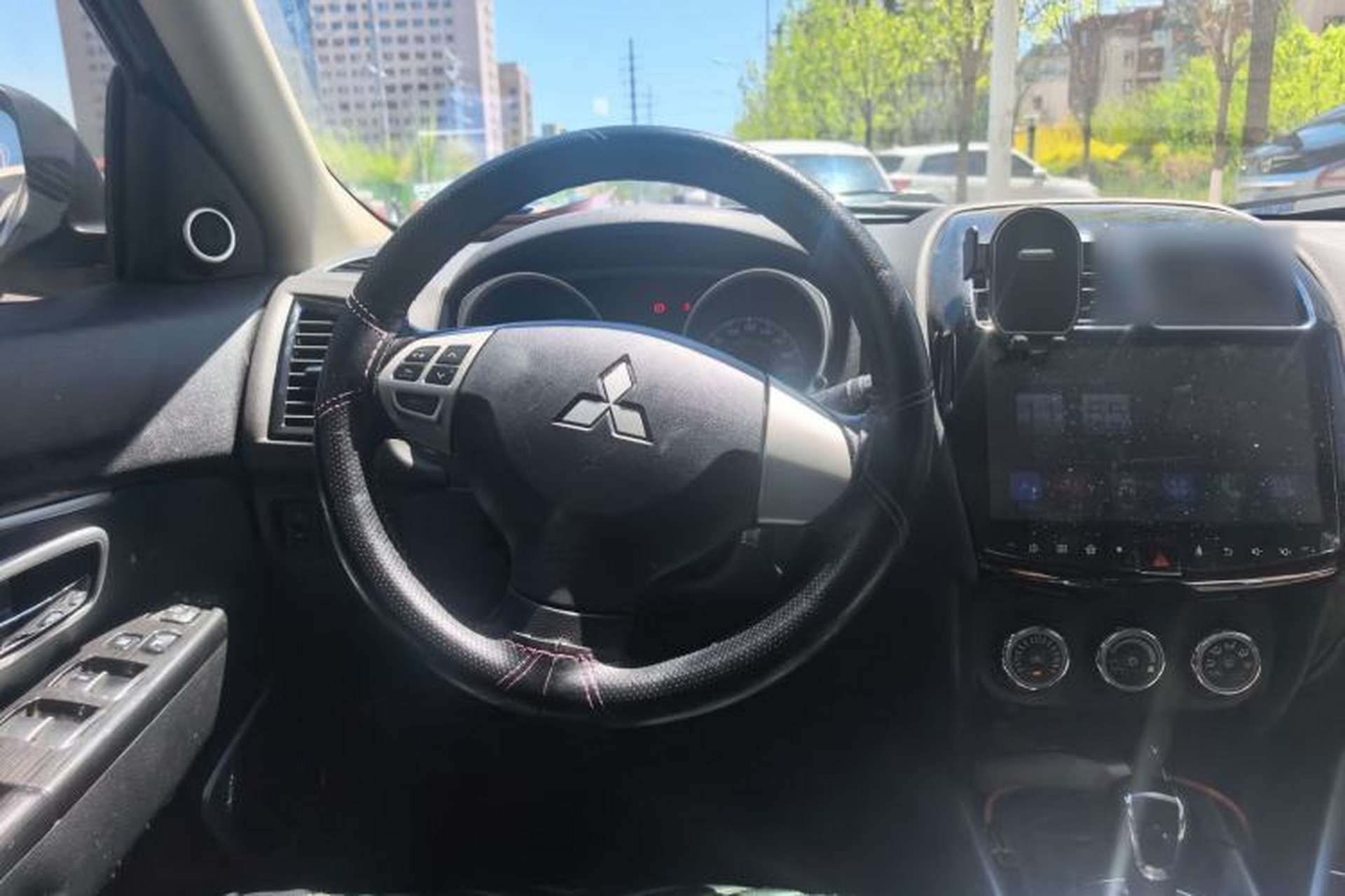 Used Mitsubishi ASX 2018 2.0L CVT Two-Wheel Drive Elite Edition Steering Wheel