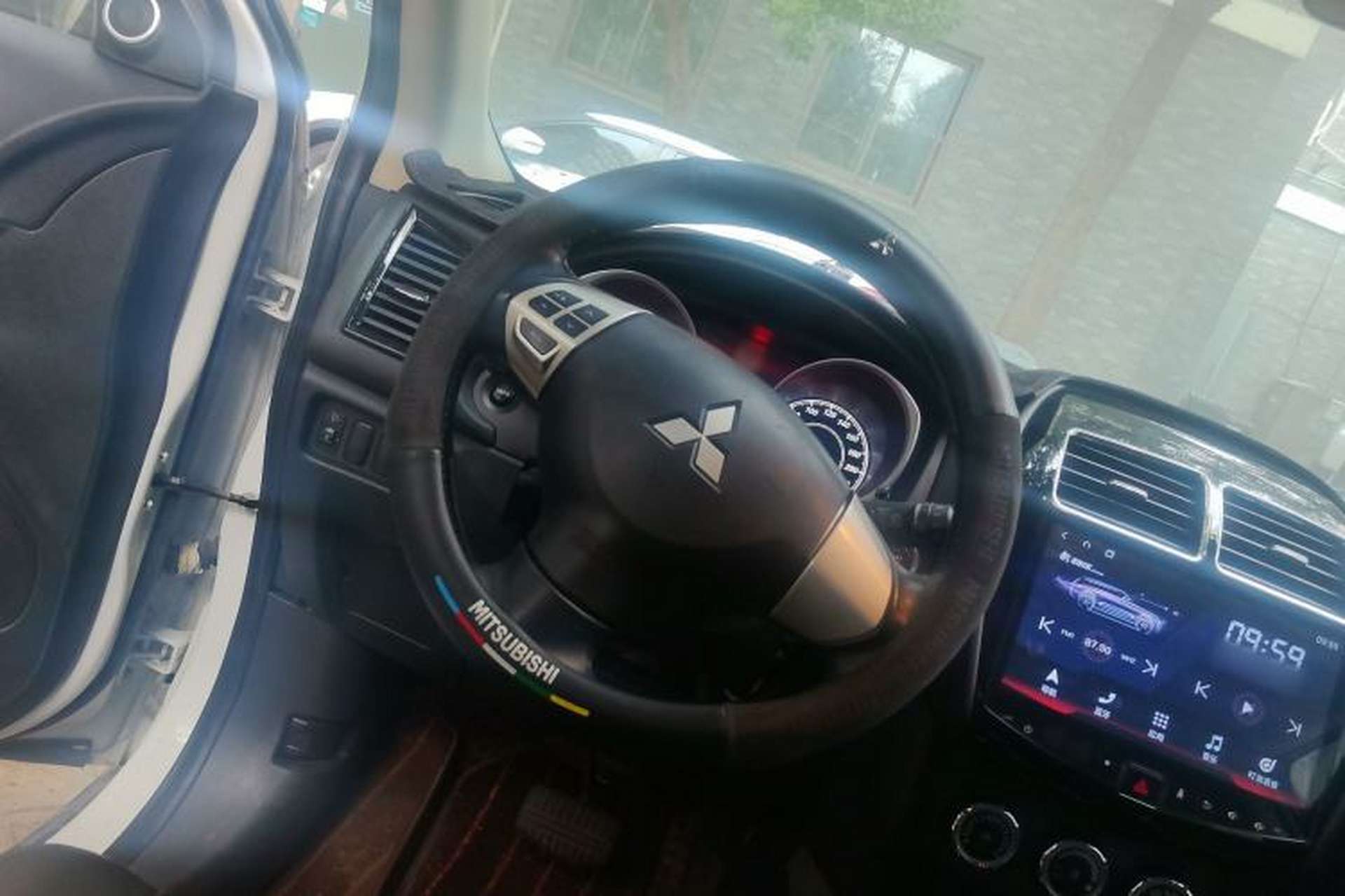 Used Mitsubishi ASX 2018 2.0L CVT Two-Wheel Drive Deluxe Edition Steering Wheel