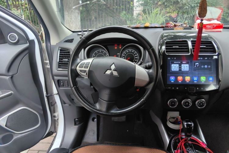 Used Mitsubishi ASX 2018 2.0L CVT Two-Wheel Drive Deluxe Edition Steering Wheel