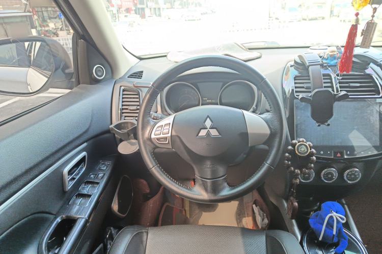 Used Mitsubishi ASX 2018 2.0L CVT Two-Wheel Drive Deluxe Edition Steering Wheel
