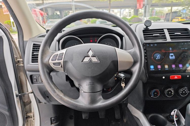 Used Mitsubishi ASX 2018 1.6L Manual Two-Wheel Drive Fashion Edition Steering Wheel
