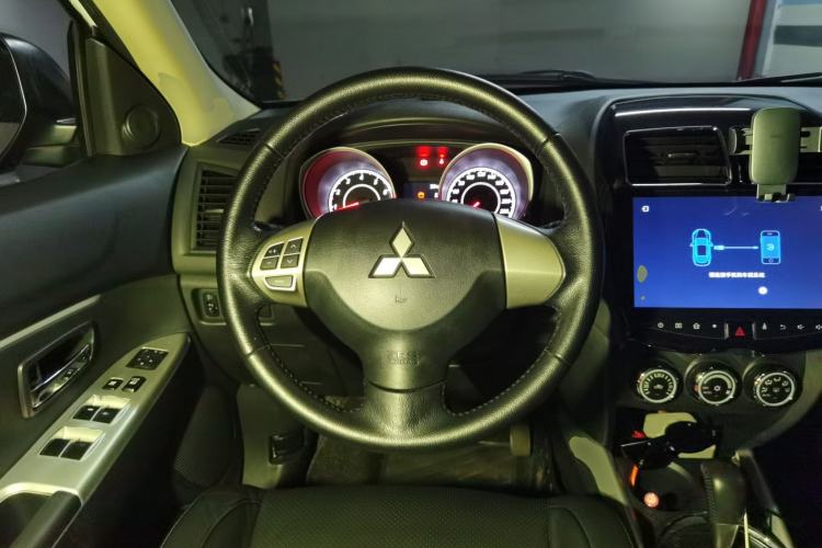 Used Mitsubishi ASX 2018 2.0L CVT Two-Wheel Drive Deluxe Edition Steering Wheel