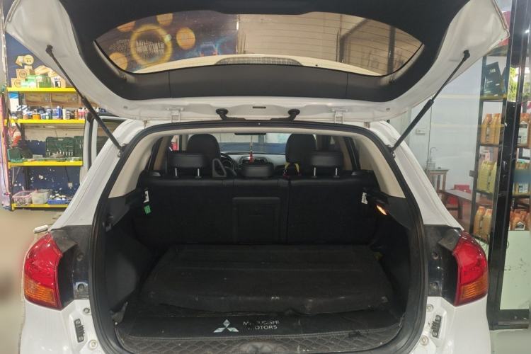 Used Mitsubishi ASX 2018 2.0L CVT Two-Wheel Drive Deluxe Edition Trunk