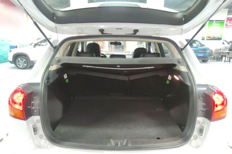 Used Mitsubishi ASX 2018 2.0L CVT Two-Wheel Drive Deluxe Edition Trunk