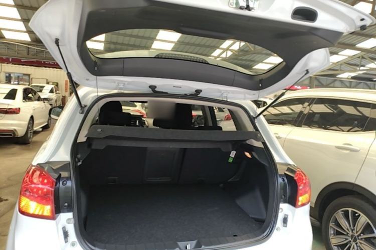 Used Mitsubishi ASX 2018 2.0L CVT Two-Wheel Drive Elite Edition Trunk