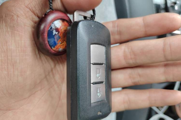 Used Mitsubishi ASX 2018 2.0L CVT Two-Wheel Drive Deluxe Edition Vehicle Key