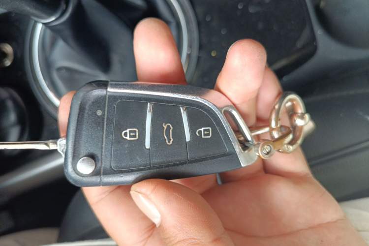 Used Mitsubishi ASX 2018 1.6L Manual Two-Wheel Drive Fashion Edition Vehicle Key