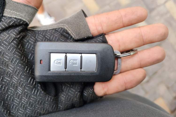 Used Mitsubishi ASX 2018 2.0L CVT Two-Wheel Drive Deluxe Edition Vehicle Key