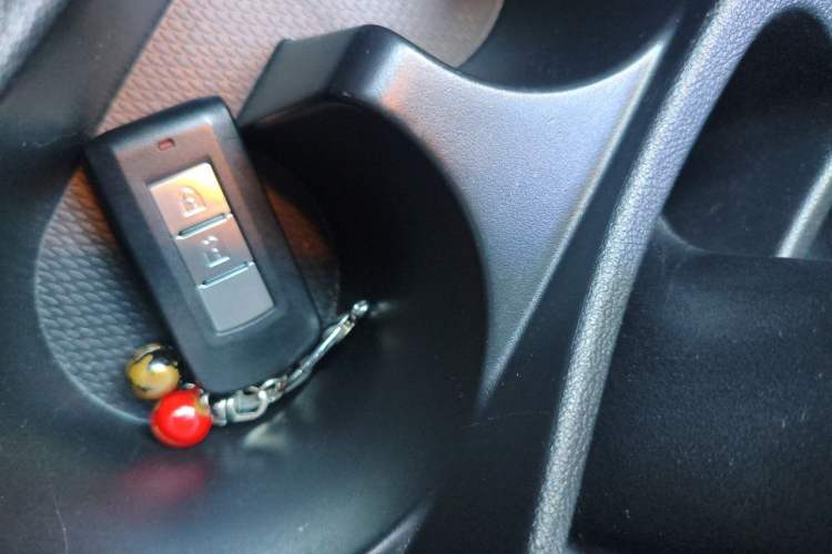 Used Mitsubishi ASX 2018 2.0L CVT Two-Wheel Drive Deluxe Edition Vehicle Key