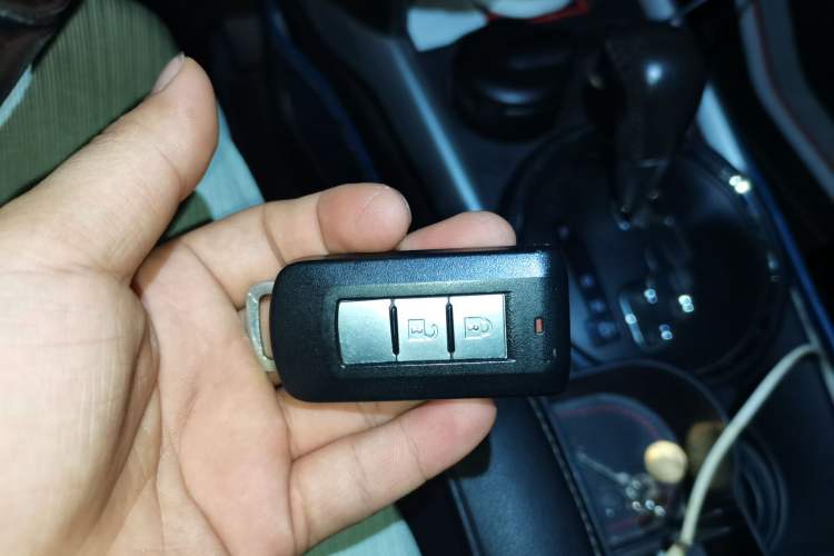Used Mitsubishi ASX 2018 2.0L CVT Two-Wheel Drive Deluxe Edition Vehicle Key