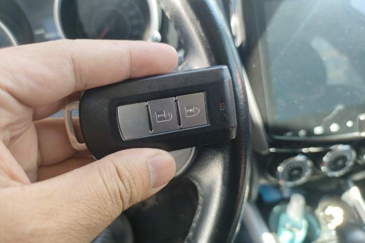 Used Mitsubishi ASX 2018 2.0L CVT Two-Wheel Drive Deluxe Edition Vehicle Key