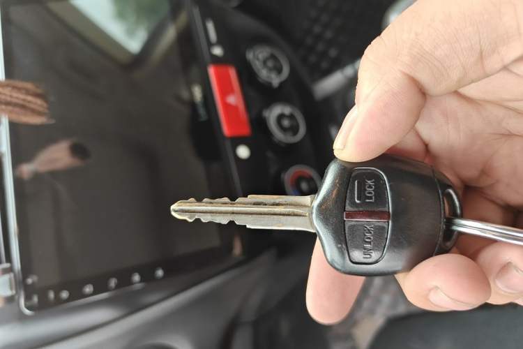 Used Mitsubishi ASX 2018 1.6L Manual Two-Wheel Drive Fashion Edition Vehicle Key