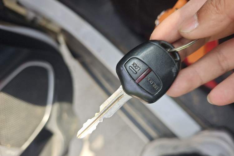 Used Mitsubishi ASX 2018 1.6L Manual Two-Wheel Drive Dynamic Edition Vehicle Key