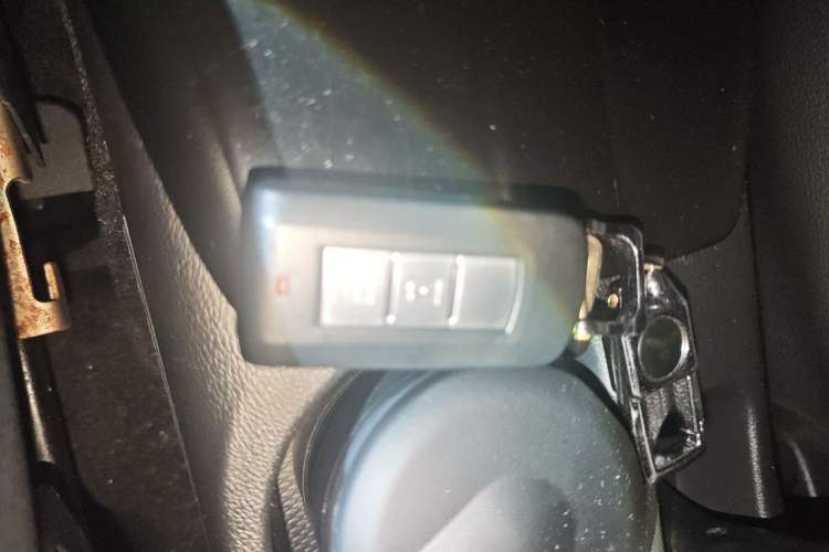 Used Mitsubishi ASX 2018 2.0L CVT Two-Wheel Drive Deluxe Edition Vehicle Key