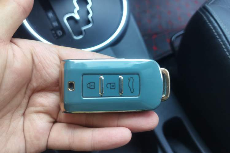 Used Mitsubishi ASX 2018 2.0L CVT Two-Wheel Drive Deluxe Edition Vehicle Key
