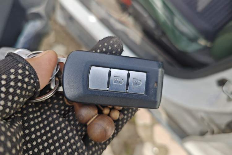 Used Mitsubishi ASX 2018 2.0L CVT Two-Wheel Drive Deluxe Edition Vehicle Key