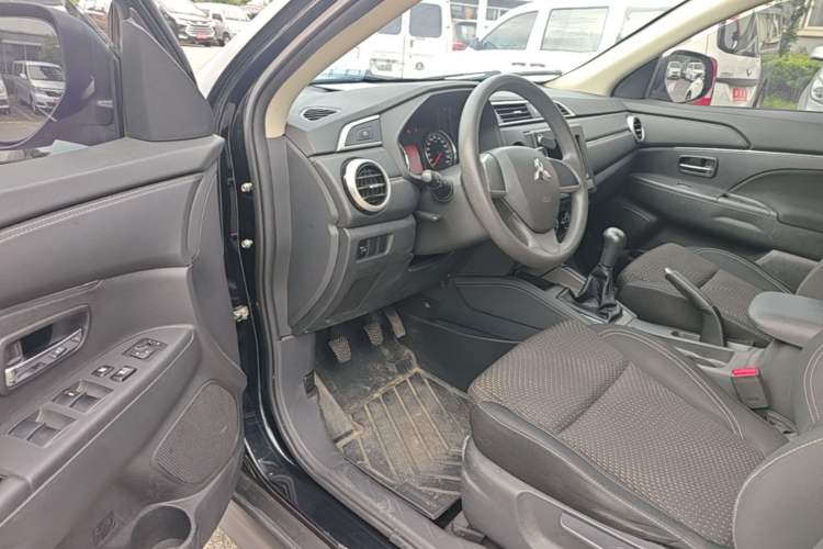 Used Mitsubishi ASX 2020 1.6L Manual FENGSHANG Edition Driver Seat