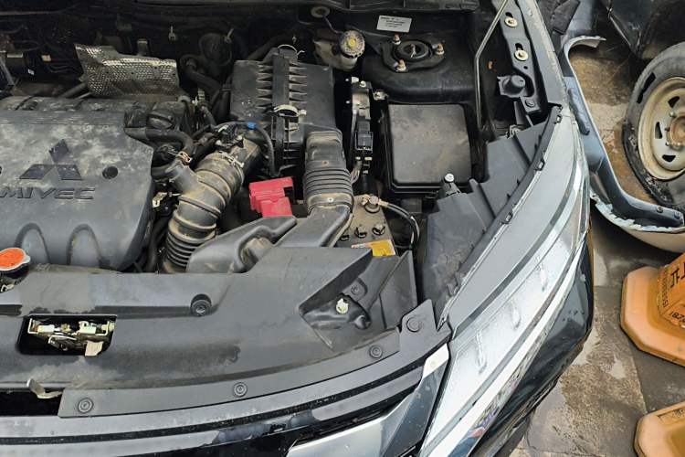 Used Mitsubishi ASX 2020 2.0L CVT Smart Edition Engine Bay Left