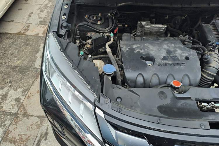 Used Mitsubishi ASX 2020 2.0L CVT Smart Edition Engine Bay Right