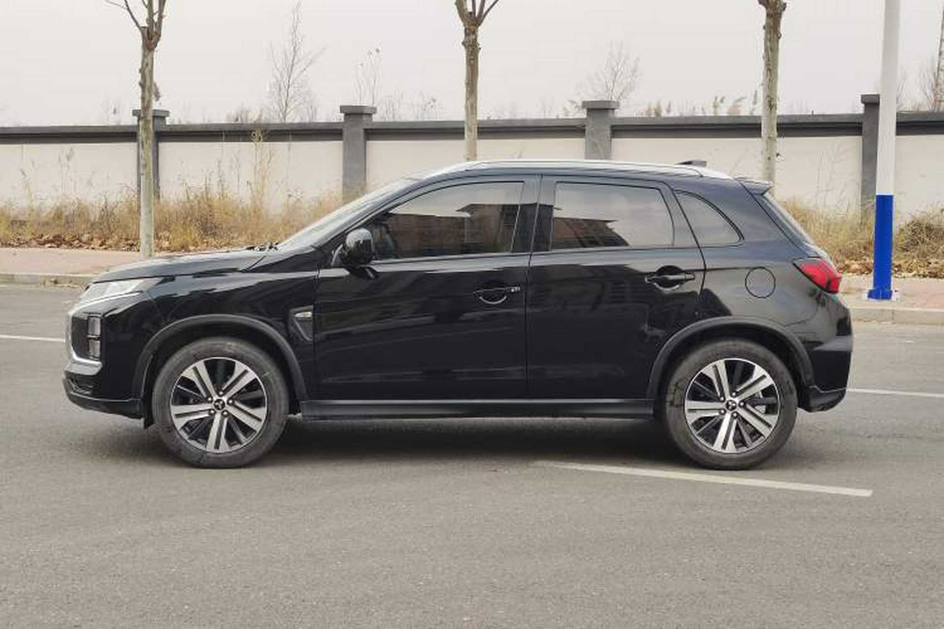 Used Mitsubishi ASX 2020 2.0L CVT Smart Edition Exterior 2