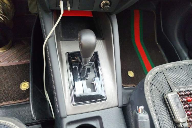 Used Mitsubishi ASX 2020 2.0L CVT Smart Edition Gear Lever