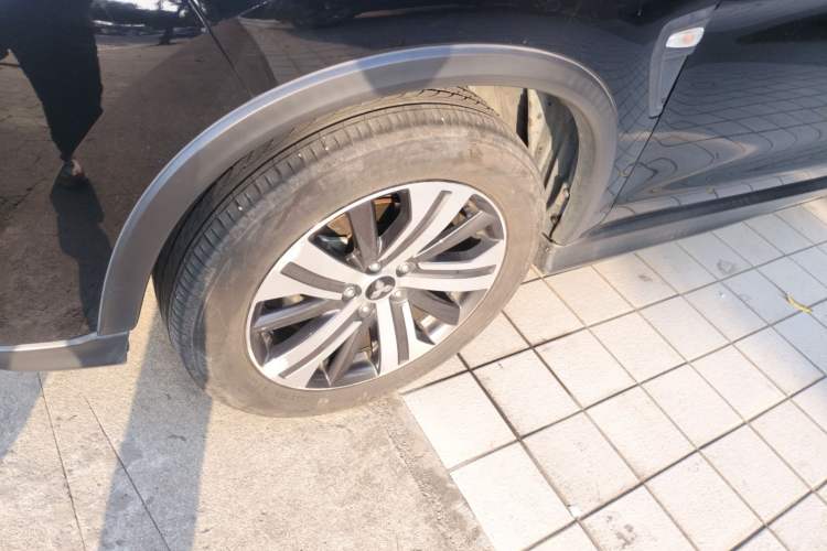 Used Mitsubishi ASX 2020 2.0L CVT Smart Edition Left Front Wheel Hub