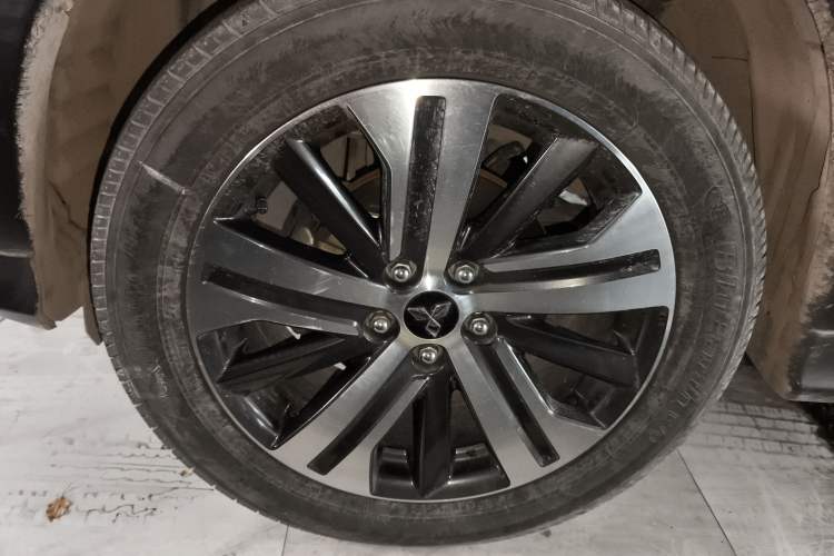 Used Mitsubishi ASX 2020 2.0L CVT Smart Edition Left Front Wheel Hub